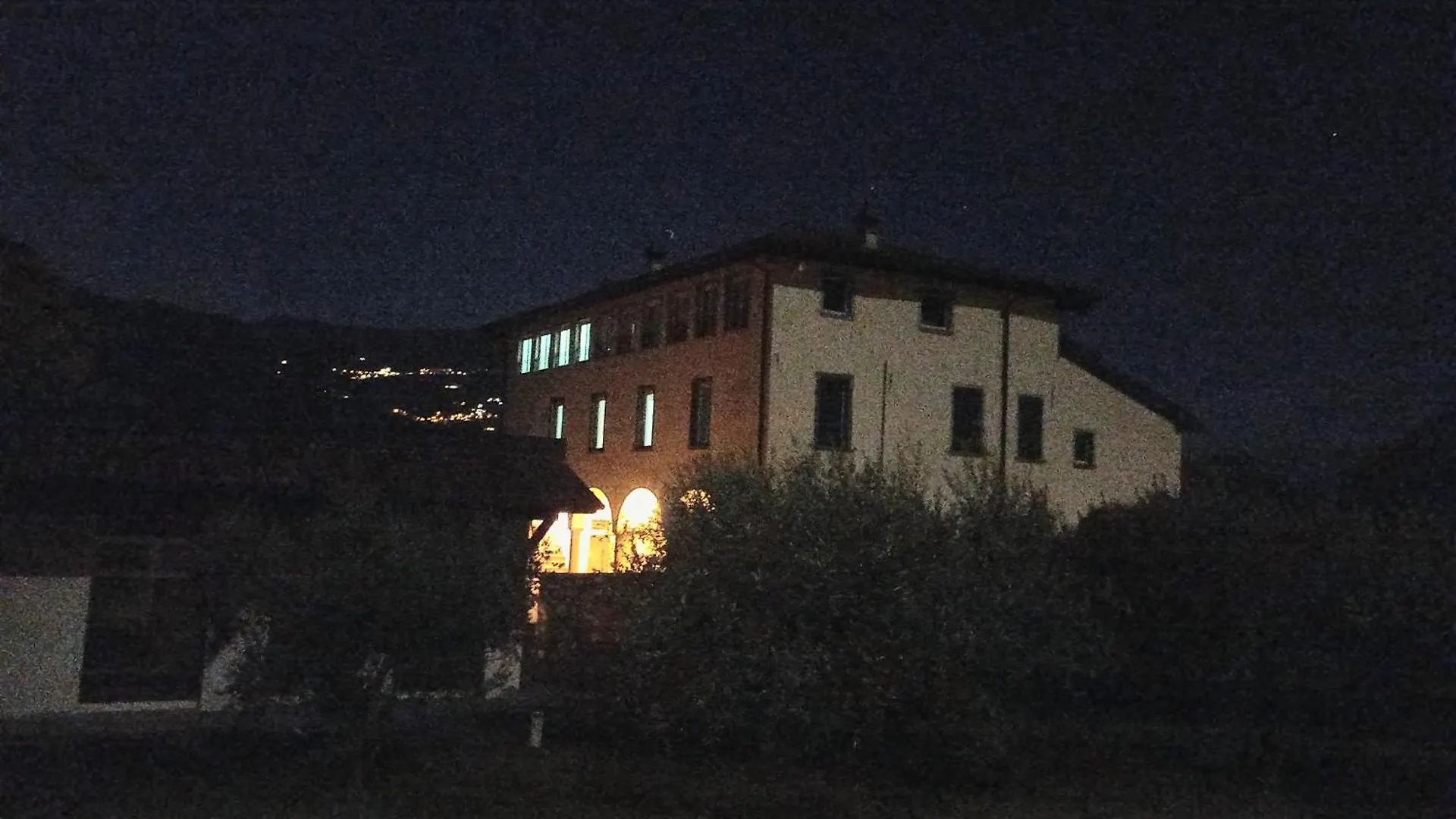 Appartement La Corte Del Cigno Monte Isola